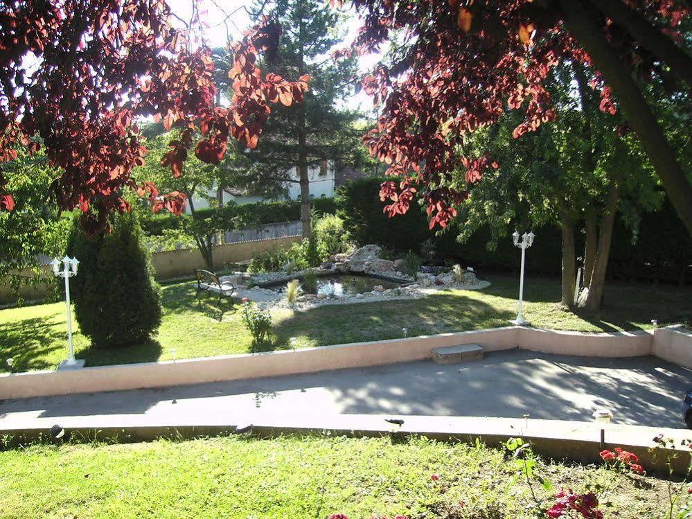 Le Mas De La Talaudiere Exterior photo